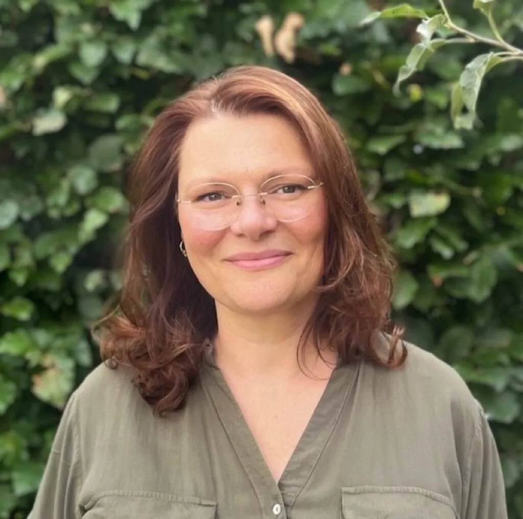 Eveline Hallez